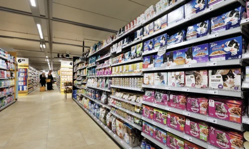 Boodschappen in de supermarkt, huisdierproducten | Hiiper, insights for growth